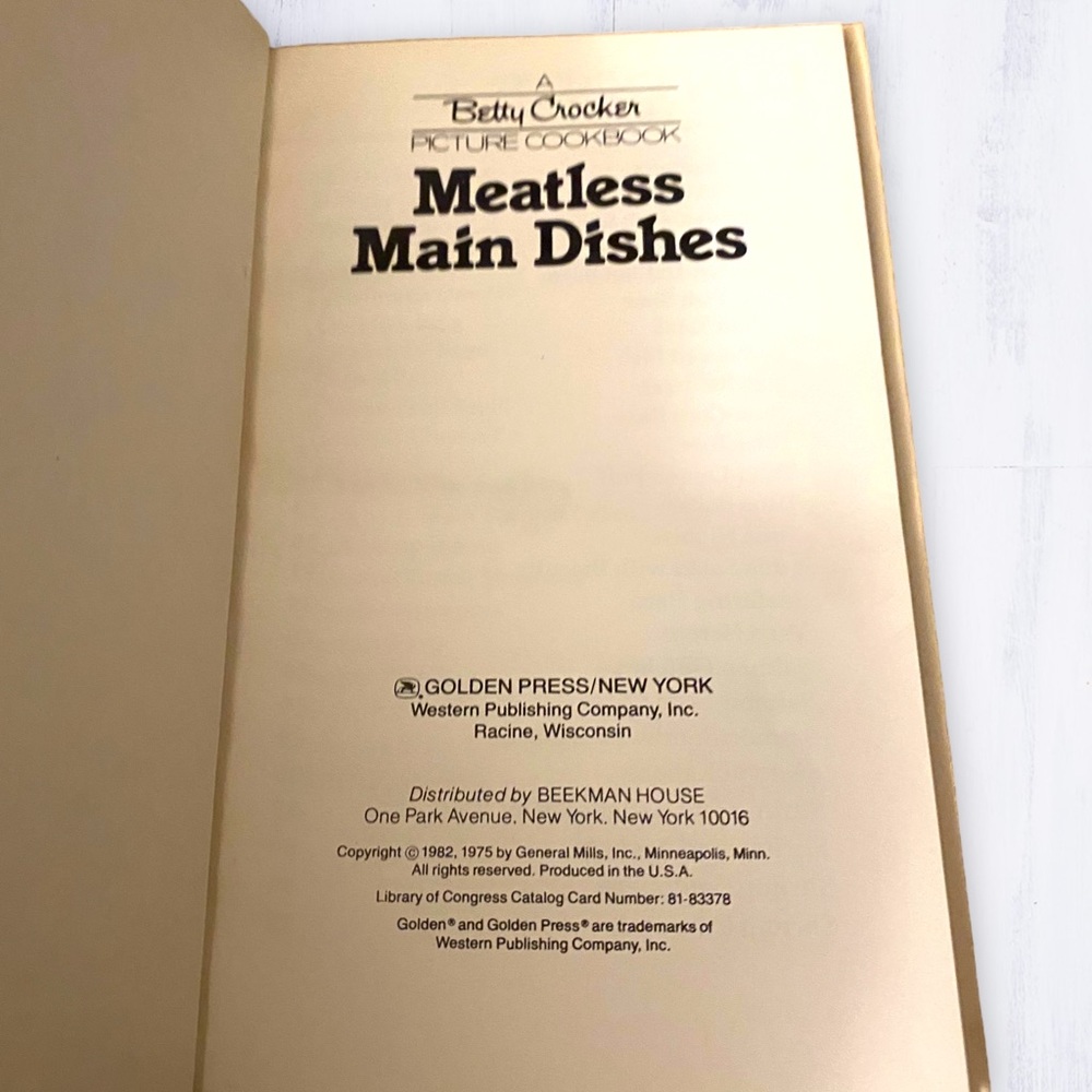 Book Betty Crocker - Meatless Main Dishes Cookbook 1982 - Picture 4 of 6
